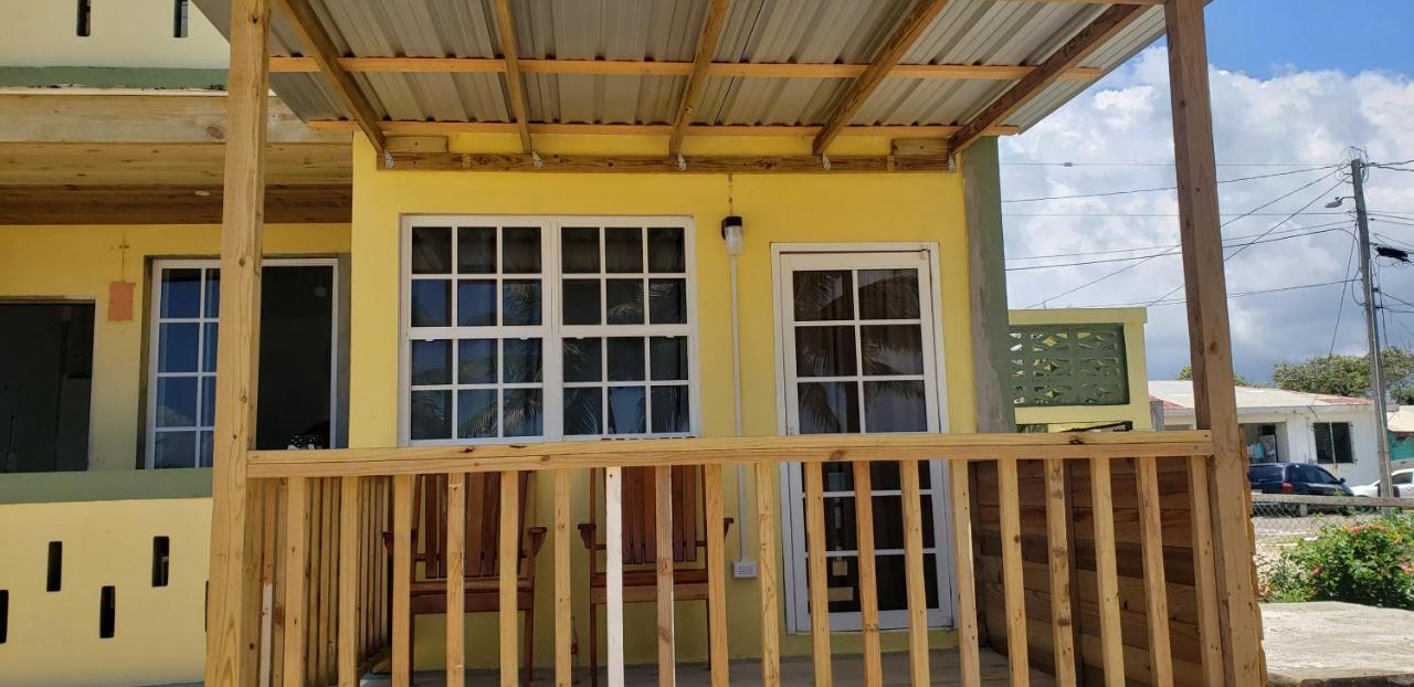 Pal'S On The Beach - Dangriga, Belize Luaran gambar
