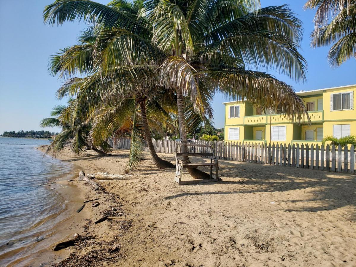 Pal'S On The Beach - Dangriga, Belize Luaran gambar